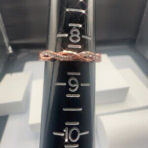 14K Gold Plated Twisted Infinity Ring Rose Gold Tone 8.5